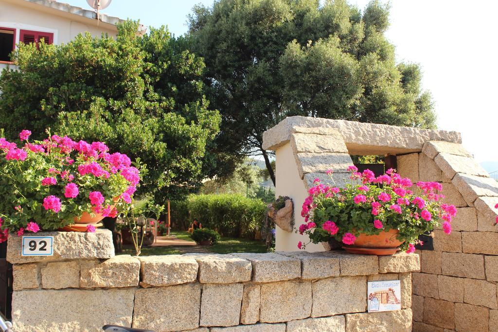 B&B I Mari Torpè Εξωτερικό φωτογραφία
