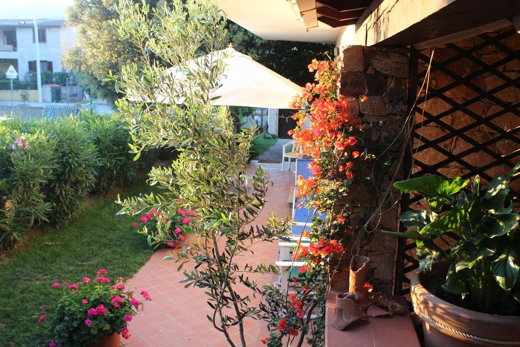 B&B I Mari Torpè Εξωτερικό φωτογραφία
