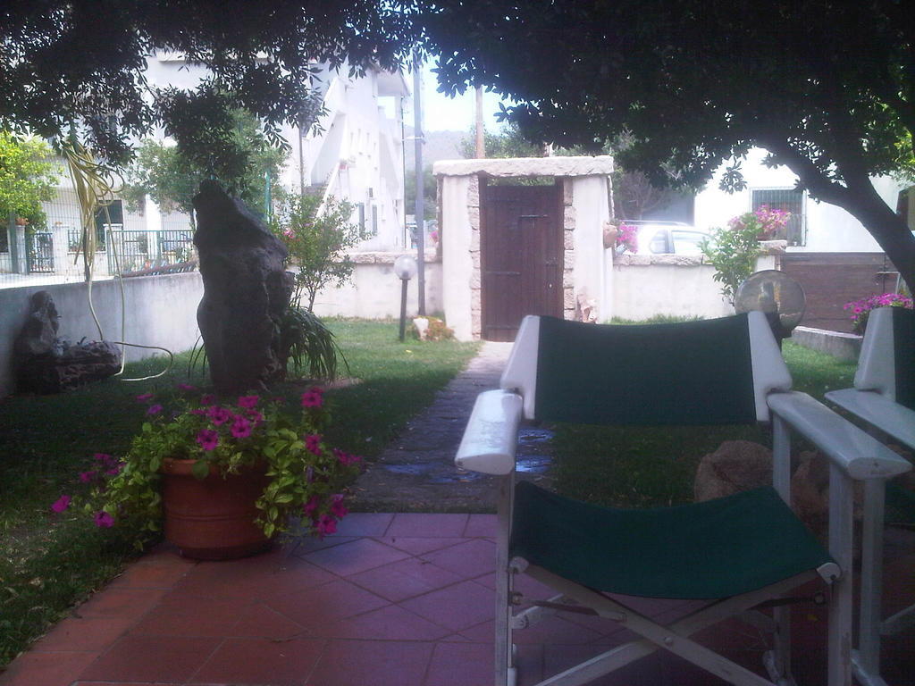 B&B I Mari Torpè Εξωτερικό φωτογραφία