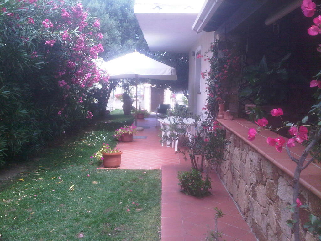 B&B I Mari Torpè Εξωτερικό φωτογραφία