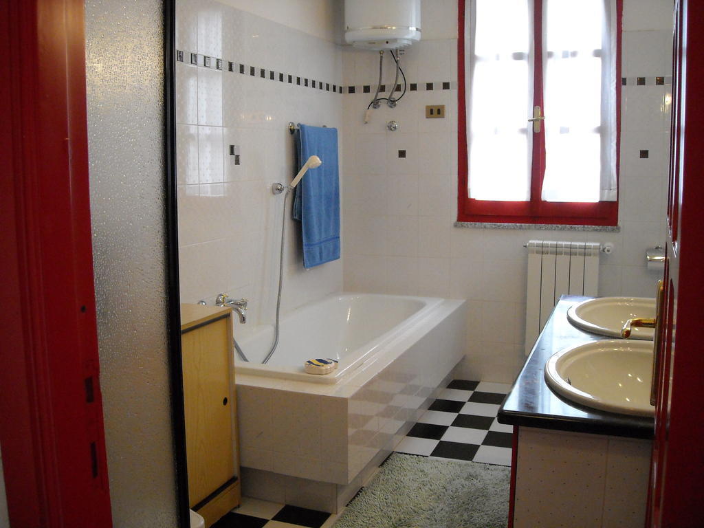 B&B I Mari Torpè Δωμάτιο φωτογραφία