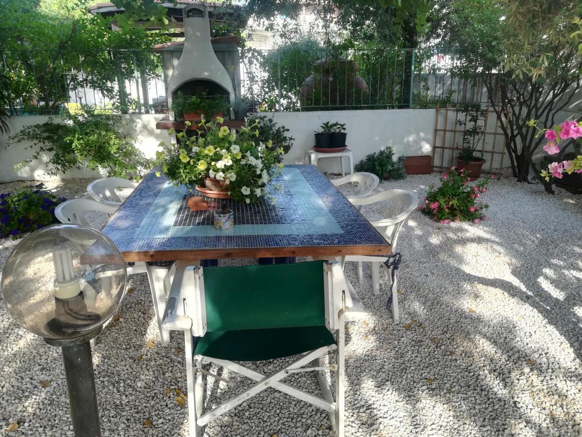 B&B I Mari Torpè Εξωτερικό φωτογραφία